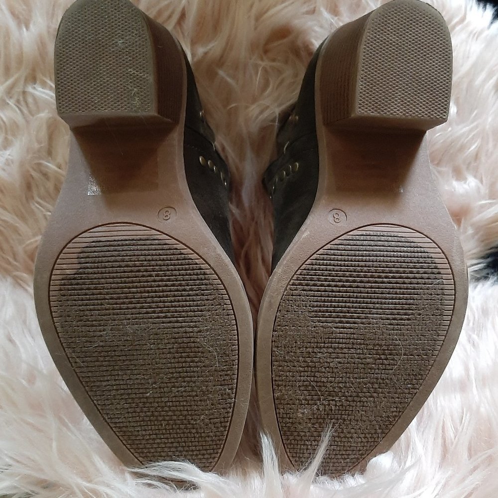 Betani Ankle Booties - Picture 4 of 4
